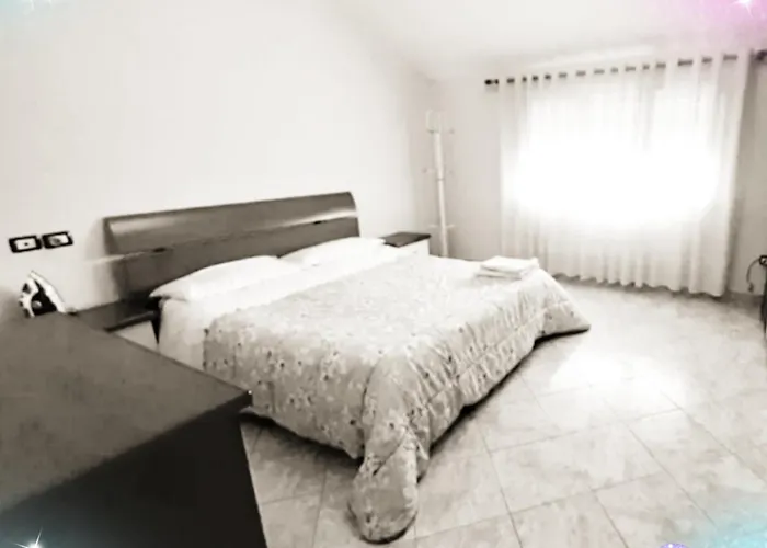 Maria For Rent Feeling Durres Villa *