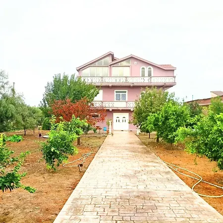 Villas For Rent Feeling Home * Xhafzotaj