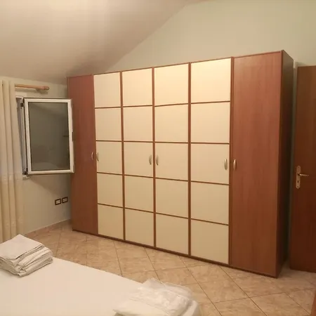 Maria For Rent Feeling Durres Xhafzotaj