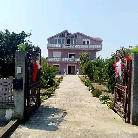 Maria For Rent Feeling Durres * Xhafzotaj